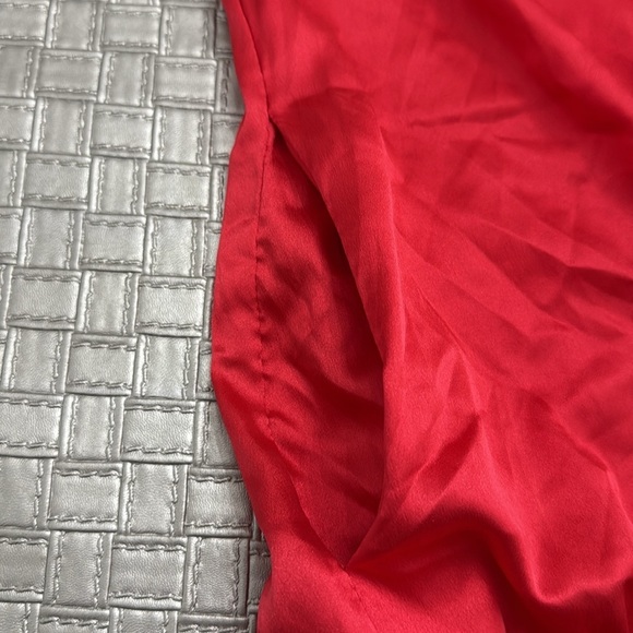 VICTORIA’S SECRET red satin robe with pink trim size xs/s - Picture 7 of 7